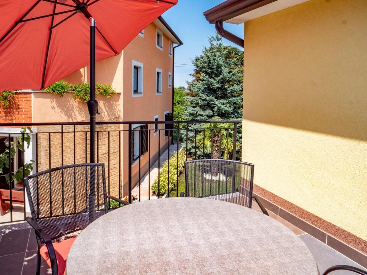 Studio Apartment Gianni Vižinada Exteriér fotografie